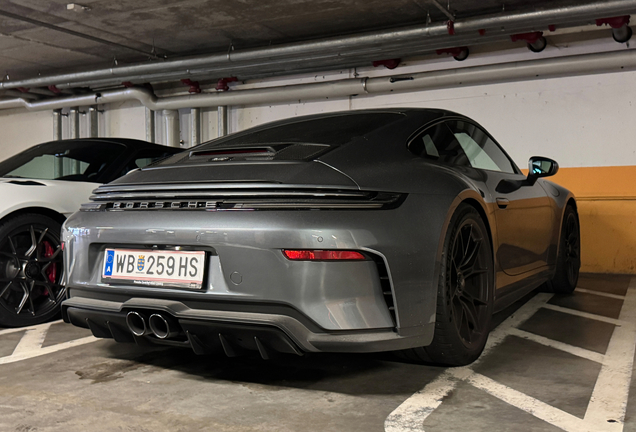 Porsche 992 GT3 Touring MkII