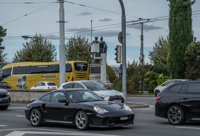 Porsche 996 Turbo