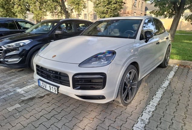 Porsche 9YA Cayenne GTS MkI