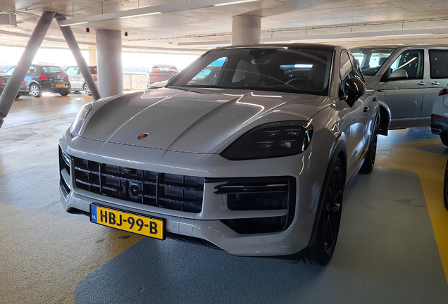 Porsche Cayenne Coupé Turbo E-Hybrid