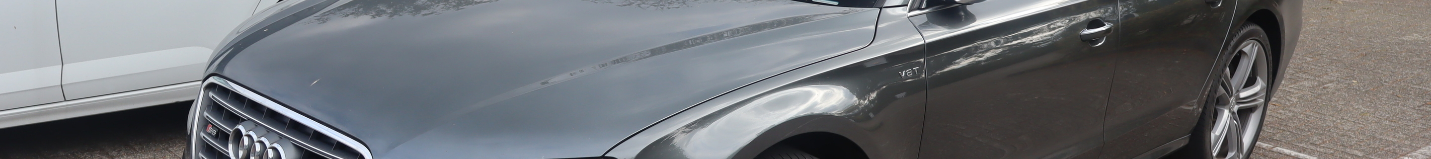 Audi S8 D4