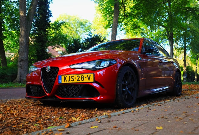 Alfa Romeo Giulia Quadrifoglio 2023