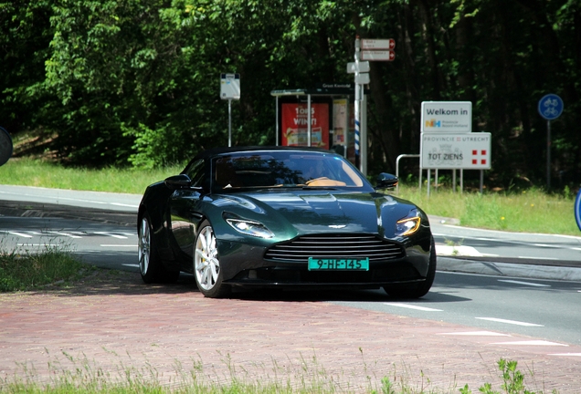 Aston Martin DB11 V8 Volante