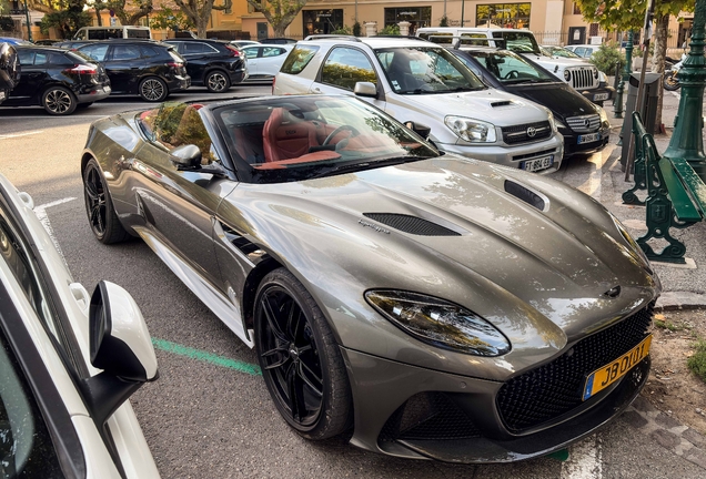 Aston Martin DBS Superleggera Volante