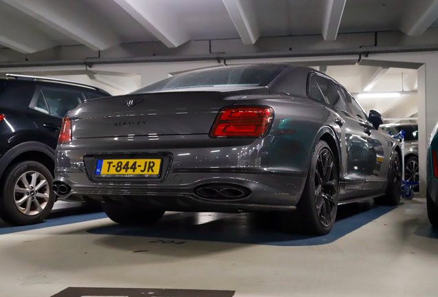 Bentley Flying Spur Hybrid S