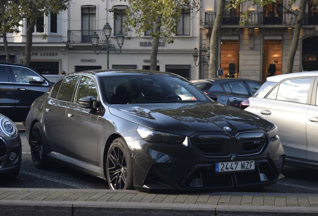 BMW M5 G90