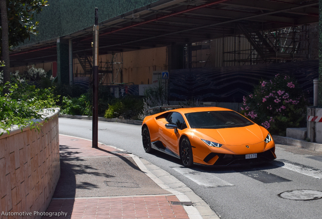 Lamborghini Huracán LP640-4 Performante
