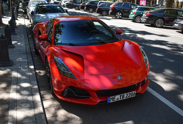 Lotus Emira