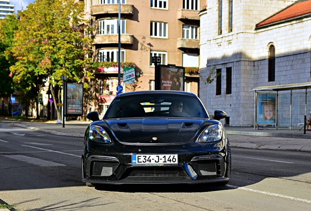 Porsche 718 Cayman GT4 RS