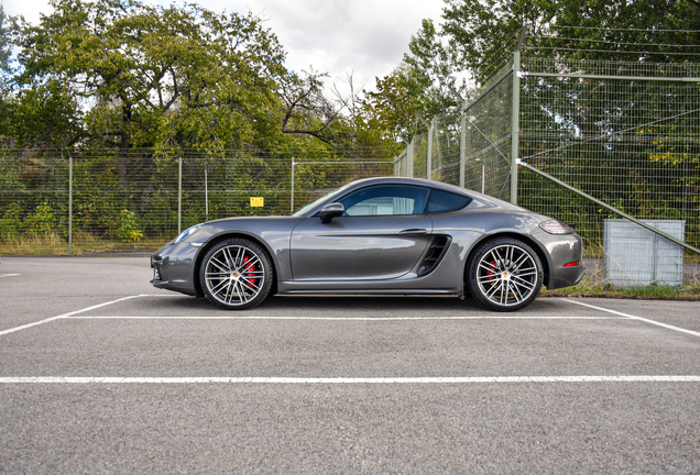 Porsche 718 Cayman S