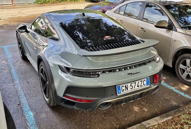 Porsche 992 Dakar