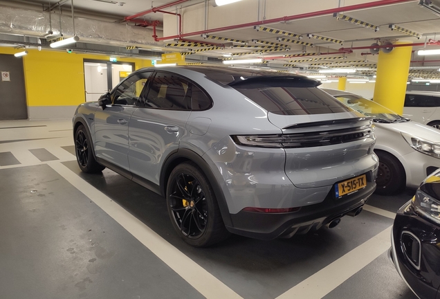 Porsche Cayenne Coupé Turbo E-Hybrid
