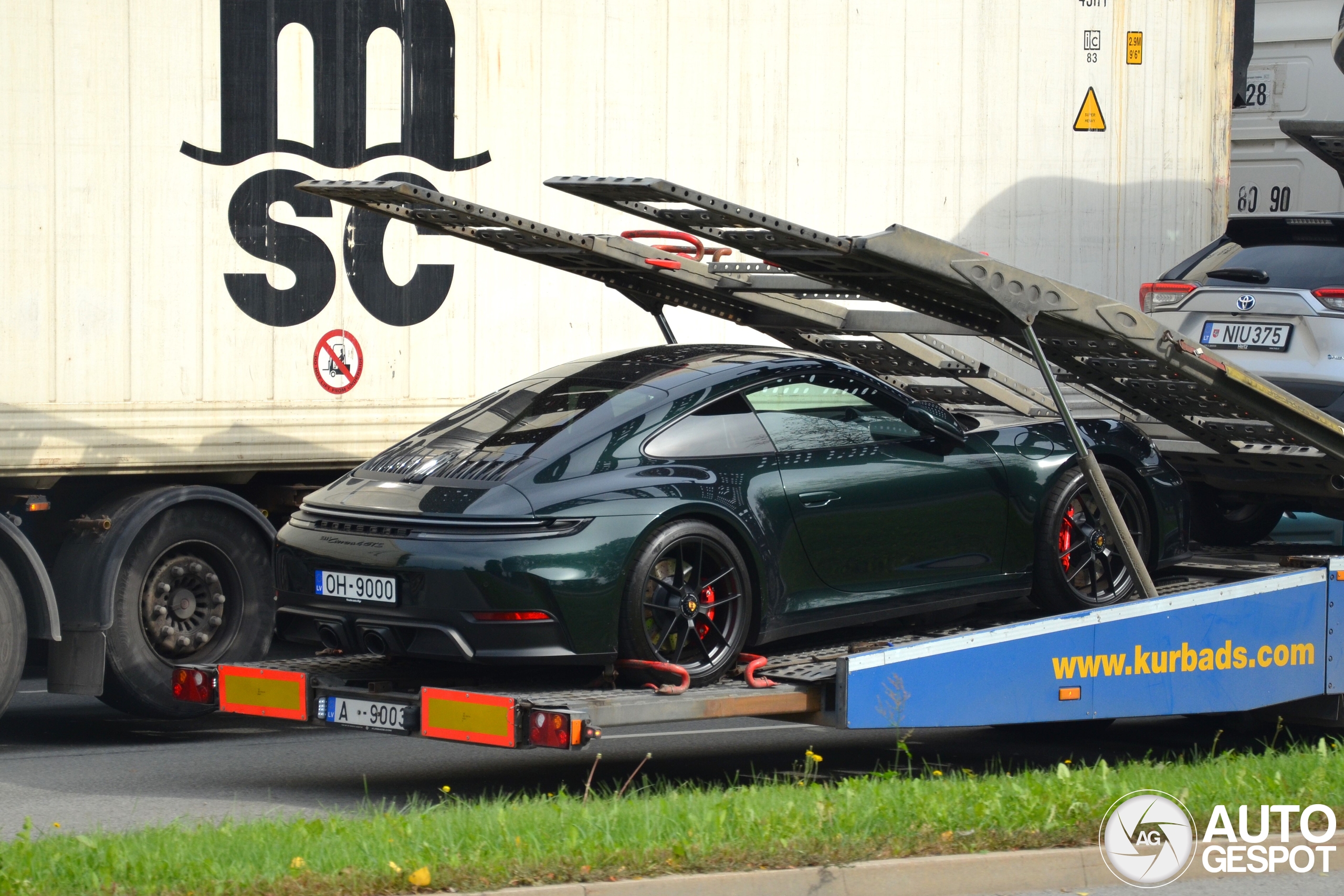 Porsche 992 Carrera 4 GTS MkII
