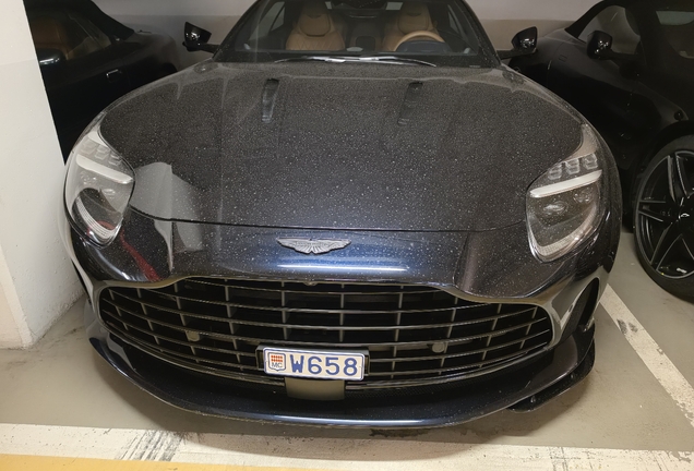 Aston Martin DB12 Volante