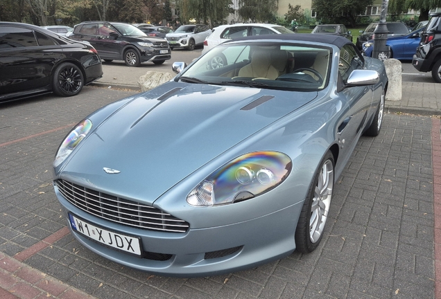 Aston Martin DB9 Volante