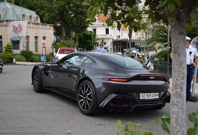 Aston Martin V8 Vantage 2018