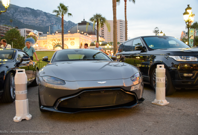 Aston Martin V8 Vantage 2018