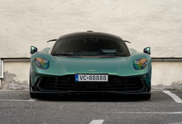 Aston Martin Valhalla