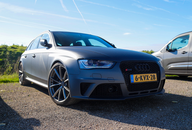 Audi RS4 Avant B8