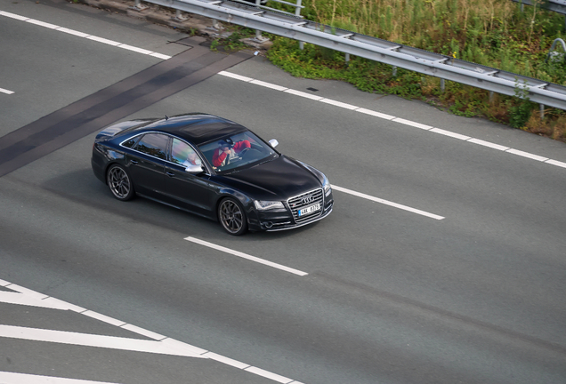 Audi S8 D4