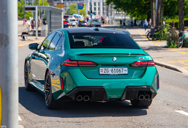 BMW M5 G90