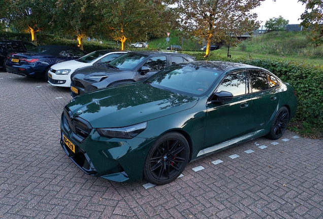 BMW M5 G90