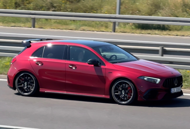 Mercedes-AMG A 45 S W177