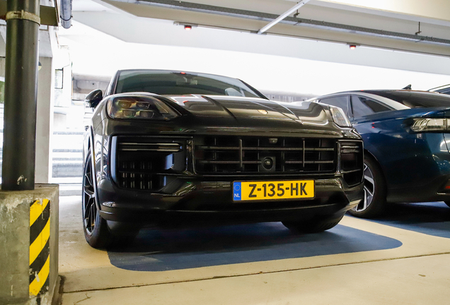 Porsche Cayenne Coupé Turbo E-Hybrid
