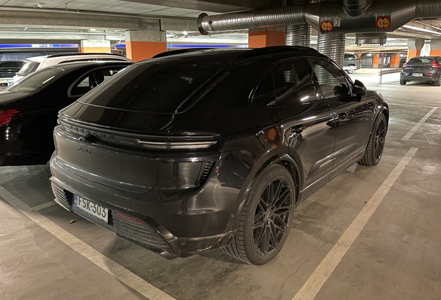 Porsche Macan EV Turbo