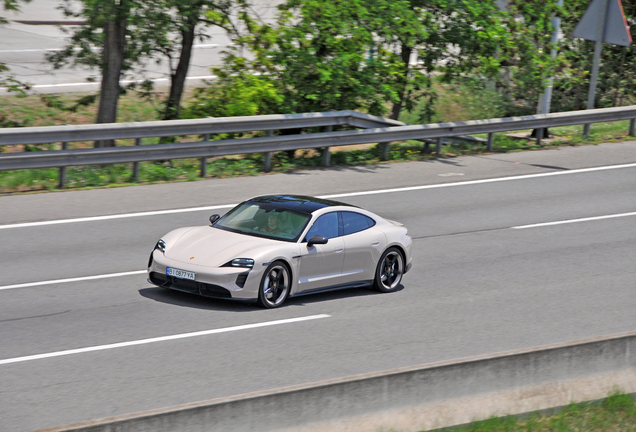 Porsche Taycan Turbo MkI