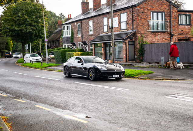 Ferrari GTC4Lusso T