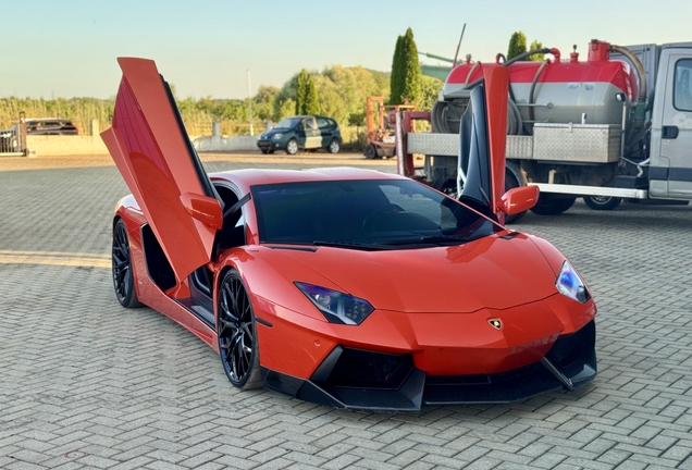 Lamborghini Aventador LP700-4
