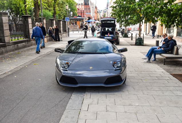 Lamborghini Murciélago LP640
