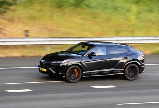 Lamborghini Urus SE