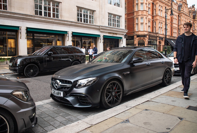 Mercedes-AMG E 63 S W213