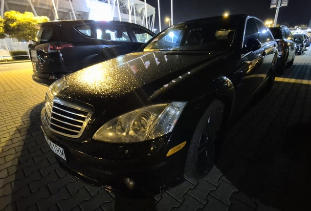 Mercedes-Benz S 63 AMG W221