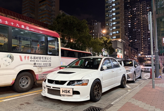 Mitsubishi Lancer Evolution IX