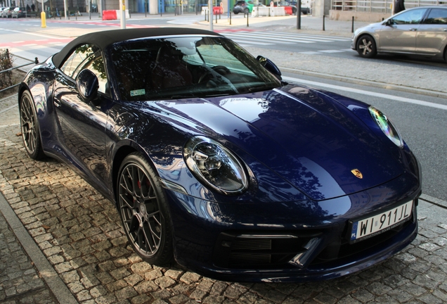 Porsche 992 Carrera 4S Cabriolet MkI