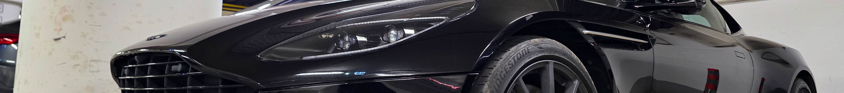 Aston Martin DB11