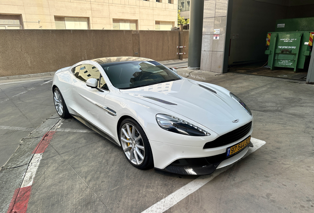 Aston Martin Vanquish 2013