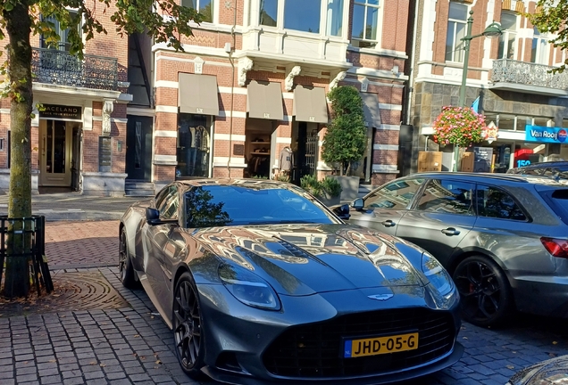Aston Martin Vanquish 2025