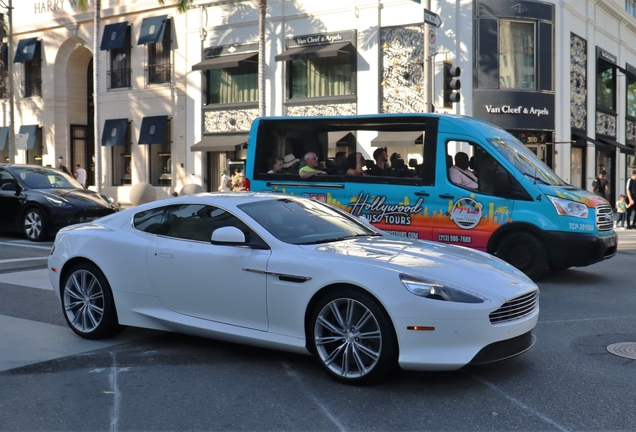 Aston Martin Virage 2011