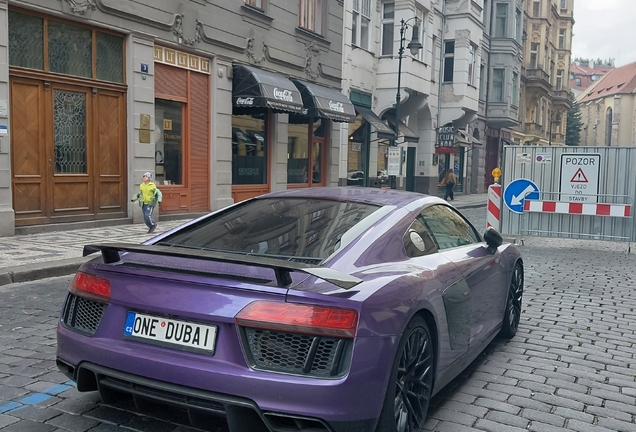 Audi R8 V10 Plus 2015