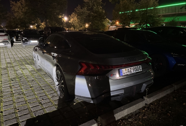 Audi RS E-Tron GT 2025