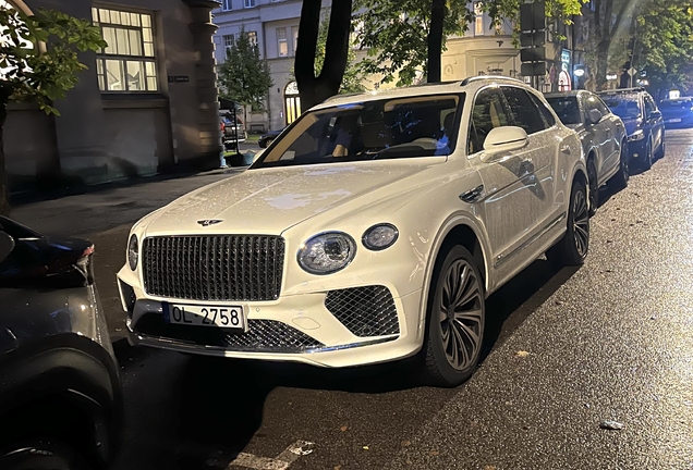 Bentley Bentayga Azure 2024