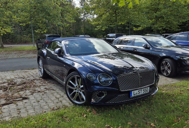 Bentley Continental GTC V8 2020
