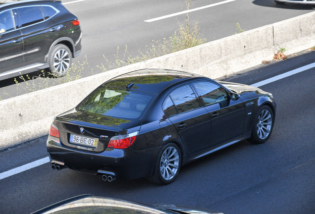 BMW M5 E60 2005