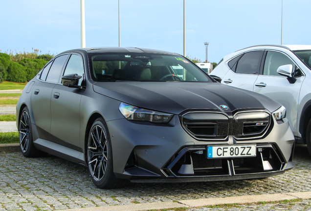 BMW M5 G90