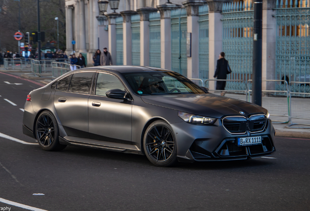 BMW M5 G90