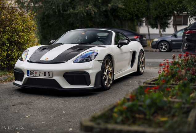 Porsche 718 Spyder RS Weissach Package